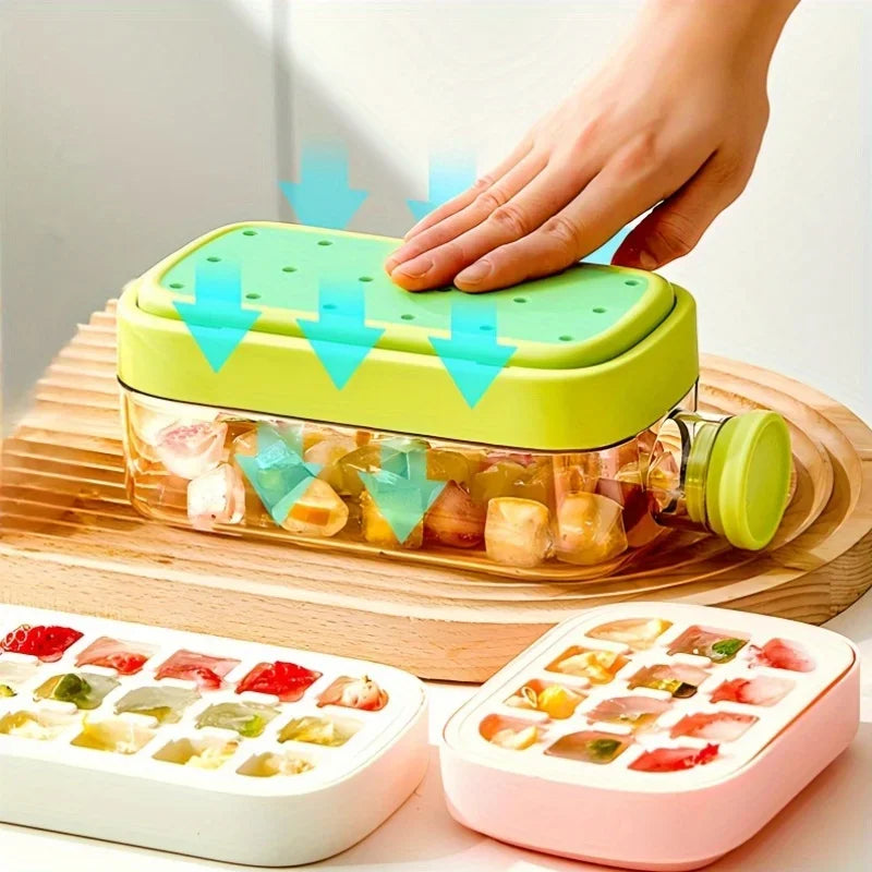 Ice Cube Mold Tray Press Ice Bottle Cup Kettle with Straw